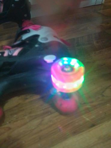 Roleri i rolšue: Rosule broj od 35 do 38 podesive! - Tip: klasični roleri sa 4 točka — 12