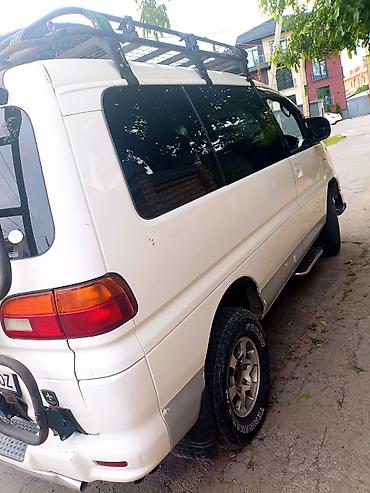 катамаран водный: Mitsubishi Delica: 2003 г., 3 л, Автомат, Бензин, Внедорожник — 5