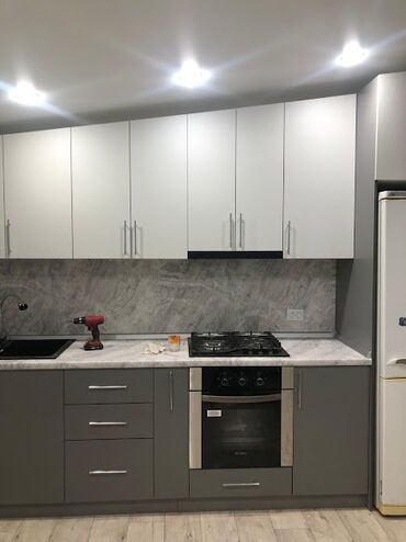 Sifarişlə mətbəx mebeli: Sifarişlə mətbəx dəsti, Özü çəkən petlələr, MDF, Kredit var, Pulsuz çatdırılma — 20