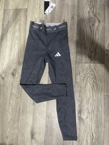 купить лосины: Леггинсы-компрессии Adidas Techfit - Модель: Adidas Techfit (логотип