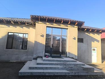 Продажа коттеджей и домов: ✨ Уютный Дом 📍 Локация: г. Бишкек, ж/м Ак-Ордо1! 🏠 Площадь: 125.6 м² — 1