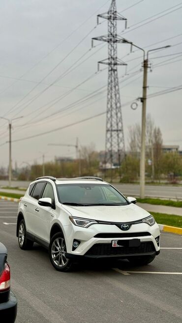 Toyota: Toyota RAV4: 2018 г., 2.5 л, Автомат, Гибрид