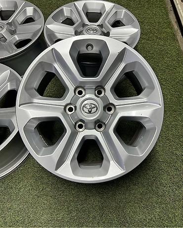 Литые Диски R 17 Toyota, Комплект, отверстий - 6, Новый