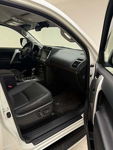 Toyota: Toyota Land Cruiser Prado: 2022 г., 4 л, Автомат, Бензин, Внедорожник — 9