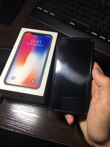 стоимость 10 айфона: IPhone X, Б/у, 64 ГБ, Jet Black, Защитное стекло, Чехол, 100 %