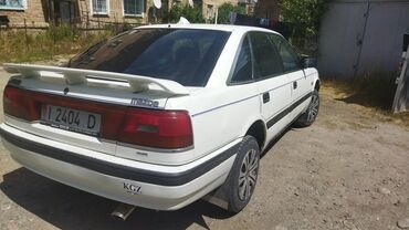 mazda demi: Mazda 626: 1990 г., 2 л, Механика, Бензин, Седан