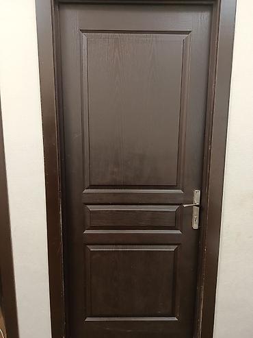 Tünd qəhvəyi rəngli otaq qapısı - Material: Ağac əsaslı (MDF/laminat