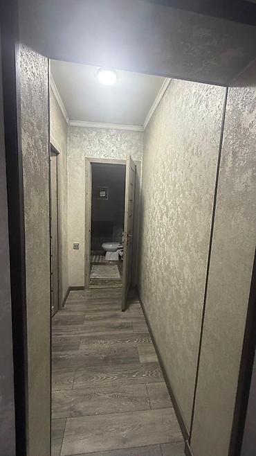 ленинградска: Продаю пол дома район Исанова -Ленинградская 3 комнаты кухня удобства — 7