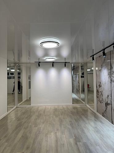 Натяжной потолок: Натяжной потолок Глянцевое, Матовое, 3D потолки Гарантия, Бесплатная консультация, Бесплатный замер — 4