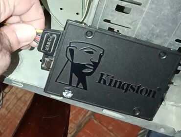 kompute: Daxili SSD disk Kingston, 240 GB, 2.5", İşlənmiş