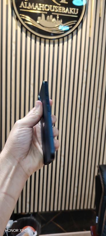telefon iphone 11: IPhone 16, 128 GB, Black Titanium, Sənədlərlə, Simsiz şarj, Face ID — 6
