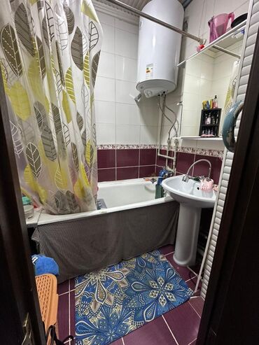 здаётса квартира: 3 комнаты, 74 м², 107 серия, 5 этаж, Евроремонт