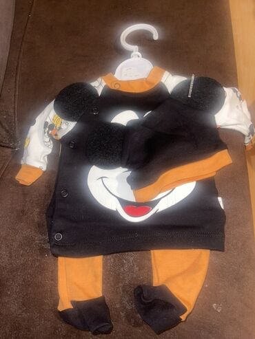 Kombinezonlar: Kombinezon, Uniseks, 3 - 6 ay, Disney — 9