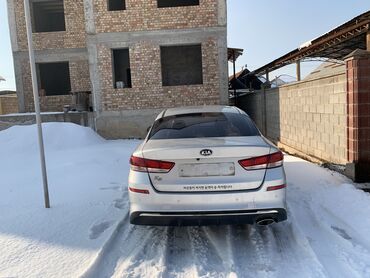 Другие Автомобили: Срочно пподается : kia k5 Год : 2018 Цвет : серый Обьем : 2 заводской