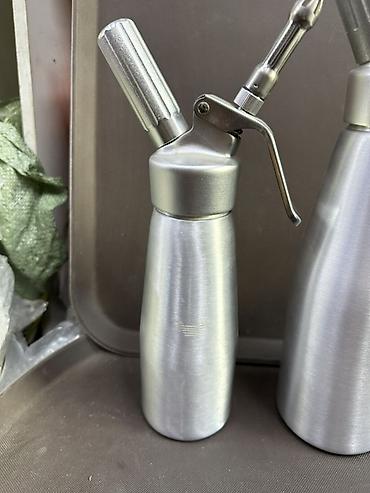 Кондитерский инвентарь: Сифон для взбитых сливок/пен и соусов - Материал корпуса: нержавеющая — 31