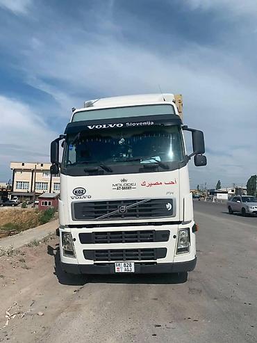 фура волво: Тягач, Volvo, 2007 г., Шторный — 1