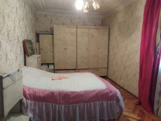 Uzunmüddətli kirayə mənzillər: Ev Gence seherinde yerlesir 2otagdi 3 Otag oluf Azertifkata yerlesir — 6