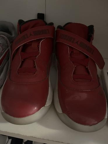 albatros radne cipele: Nike i Jordan patike – tri para - Nike trkačke patike, srebrno-sive — 2