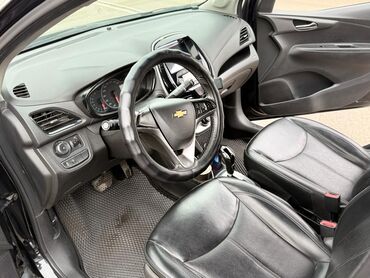 Chevrolet: Chevrolet Spark: 2016 г., 1 л, Автомат, Бензин, Хэтчбэк — 11