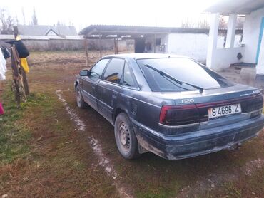 машина 500000: Mazda 626: 1990 г., 2 л, Механика, Бензин, Седан