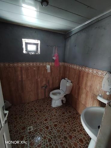barda: Pirallahı qəs. 6 otaqlı, 75 kv. m, Kredit yoxdur, Orta təmir — 6