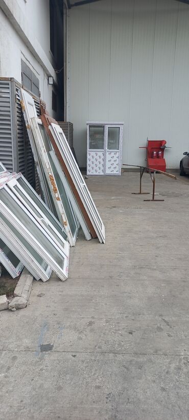 Plastik pəncərələr: Plasti̇k şəbəkəli̇ qapi pəncərə si̇fari̇şi̇. Kəyfi̇yyatli̇ — 29