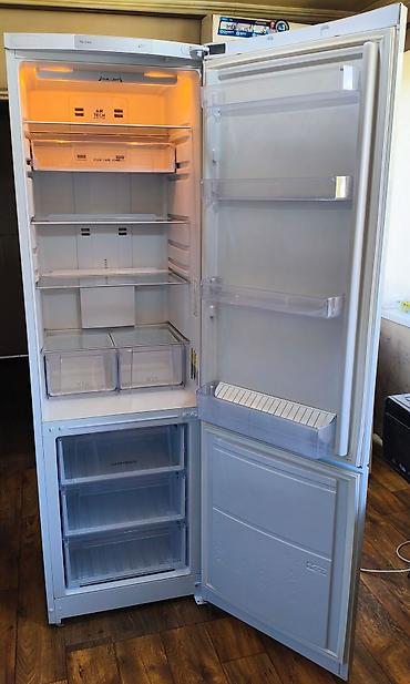 холодильники продаю: Холодильник Hotpoint Ariston, Б/у, Двухкамерный, No frost, 60 * 185 * 60 — 2