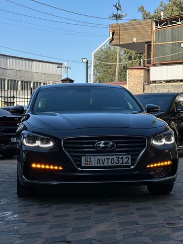 Hyundai: Hyundai Sonata: 2021 г., Седан — 26