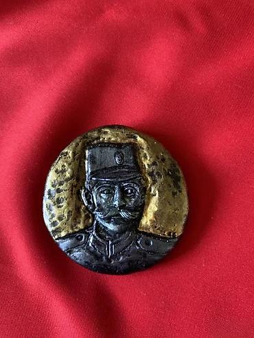 Značke, ordenje i medalje: GIPSANI MAGNET ZA FRIŽIDER VOJA TANKOSIĆ RUČNI RAD | Magnet za — 7