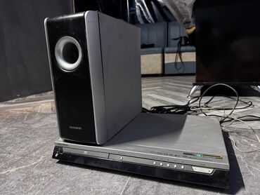 другая техника: 🎧 Аудиооборудование: 	•	Колонка “Пара” — 3 шт 	•	Колонка Samsung с