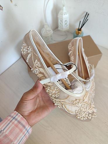 келет: Туфли, 35, Zara, Жаңы, түсү - Саргыч боз — 4