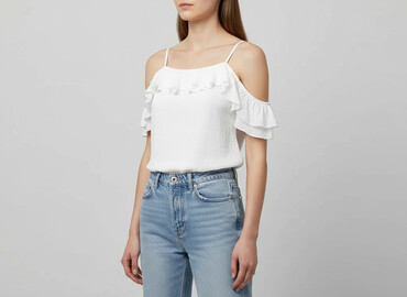 białe bluzki obcisła: Orsay, Women's blouse, size S