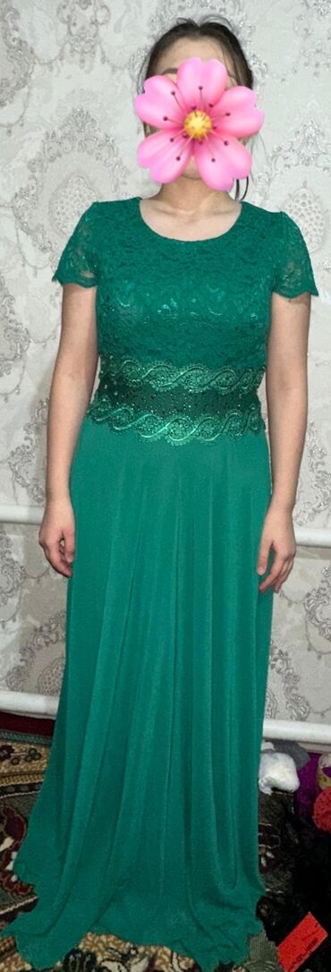 вечерние платья на заказ: Бир эле жолу кийилген көйнөктөр баасы 500-800дөн