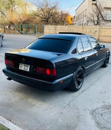 BMW: BMW 530: 1993 г., 3 л, Механика, Бензин, Седан