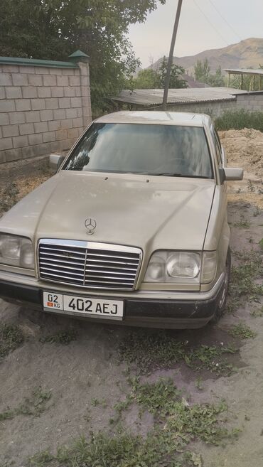 лизинг авто: Mercedes-Benz 230: 1990 г., 2 л, Механика, Бензин, Седан