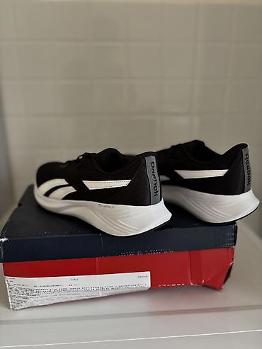 5500: Мужские кроссовки, 42.5, Reebok, Новый, цвет - Черный, Самовывоз, Платная доставка — 3
