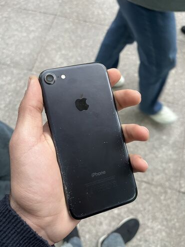 iphone 100 azn: IPhone 7, 32 GB, Barmaq izi