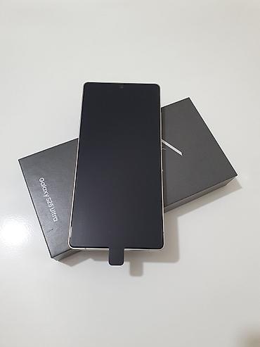 Samsung: Samsung Galaxy S25 Ultra – titanijum black - Ekran: veliki ravni — 16