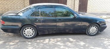 мерседес 210 320: Mercedes-Benz E 200: 2001 г., 2 л, Механика, Газ, Седан