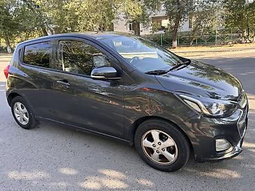 spark 1: Chevrolet Spark: 2021 г., 1 л, Вариатор, Бензин, Хэтчбэк — 2