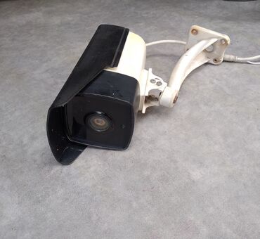 камеры видеонаблюдения бу: IP камера Hikvision ds-2cd3t45-i8 4mp, 6mm, подсветка 80м. Работает