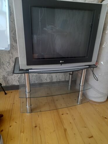 Pultlar: Televizorlar