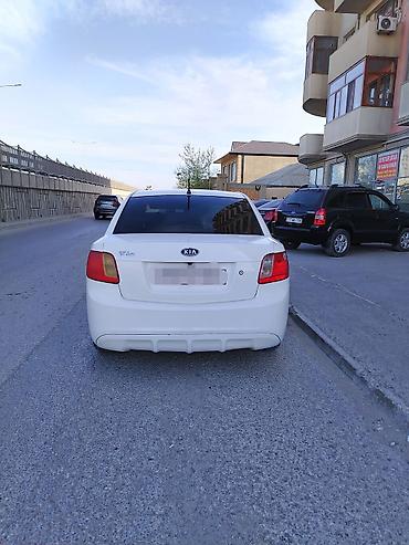 masin satis sayti: Kia Rio: 1.4 l | 2011 il Sedan — 5