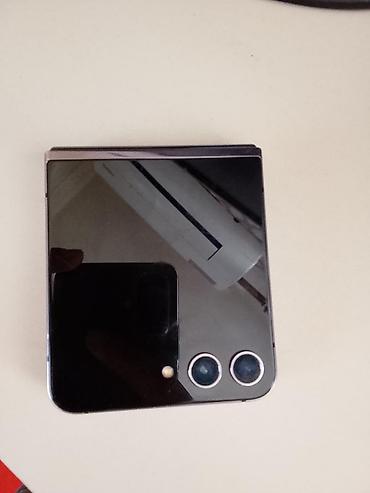 z flip 2: Samsung Galaxy Z Flip 5, rəng - Qara — 4