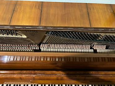 belarus piano: Piano, Belarus, Akustik, İşlənmiş, Ünvandan götürmə — 1