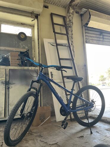 Şəhər velosipedləri: İşlənmiş Şəhər velosipedi 26", sürətlərin sayı: 21, Ödənişli çatdırılma, Ünvandan götürmə — 4