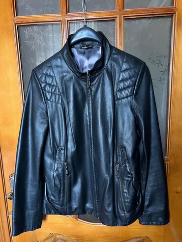 нижнее белье баку: Лайковая женская куртка. Мало использовалась.В идеальном состоянии