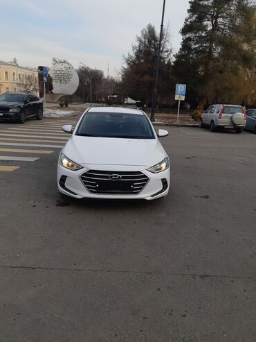 Hyundai: Hyundai Avante: 2018 г., 1.6 л, Вариатор, Бензин, Седан