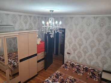 Həyət evləri və villaların satışı: 3 otaqlı, 75 kv. m, Kredit yoxdur, Orta təmir — 12