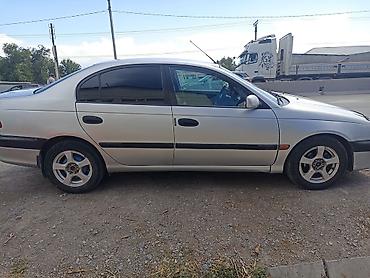 mers 202: Toyota Avensis: 1998 г., 1.6 л, Механика, Бензин, Седан — 1